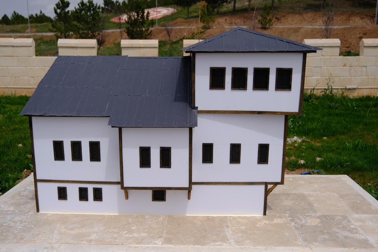 İnönü Konağı